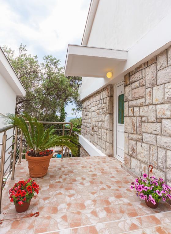 Apartmani Steni Sveti Stefan Exterior foto