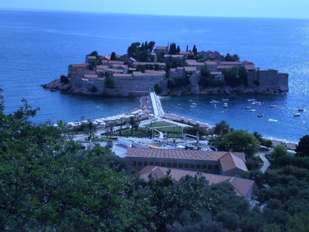 Apartmani Steni Sveti Stefan Exterior foto